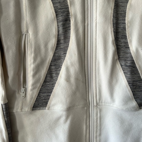 Lululemon Align Jacket - Picture 5 of 5